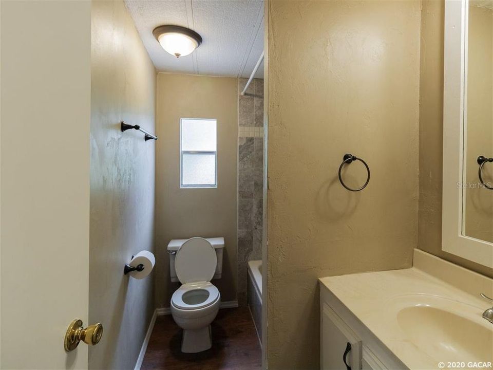 最近租的: $900 (2 贝兹, 2 浴室, 960 平方英尺)