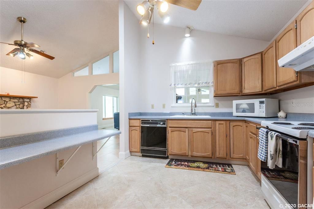 Recently Sold: $338,000 (3 beds, 2 baths, 2422 Square Feet)