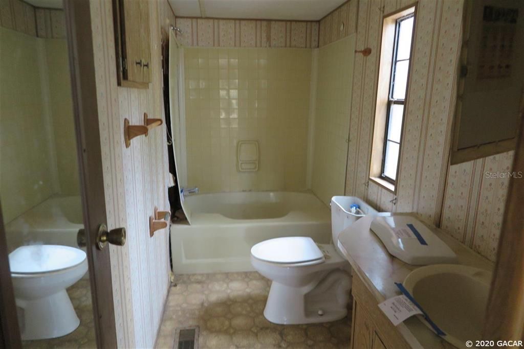 Недавно продано: $50,000 (3 спален, 2 ванн, 1748 Квадратных фут)