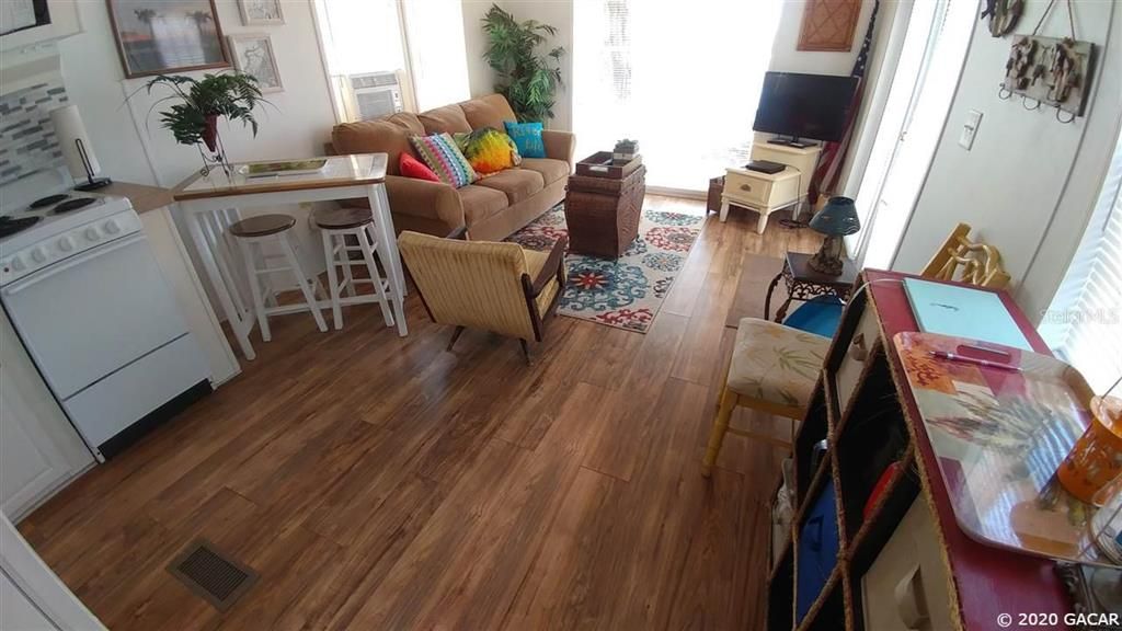 Recently Sold: $91,000 (1 beds, 1 baths, 408 Square Feet)