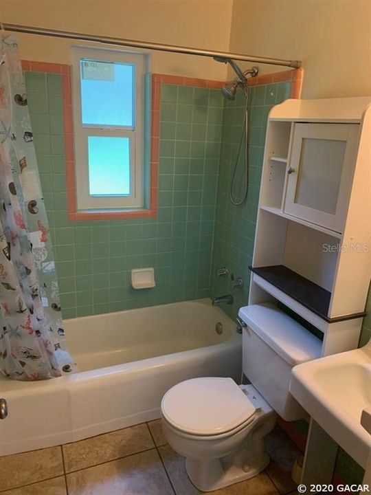 Недавно арендовано: $950 (2 спален, 1 ванн, 729 Квадратных фут)