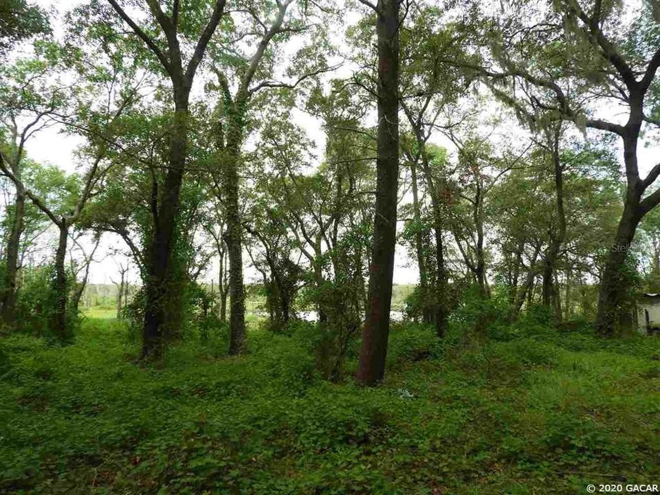 Vendido Recientemente: $14,900 (14.40 acres)