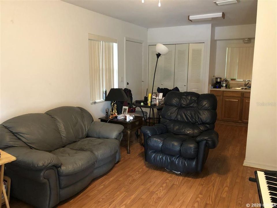 Recently Sold: $78,000 (2 beds, 1 baths, 720 Square Feet)