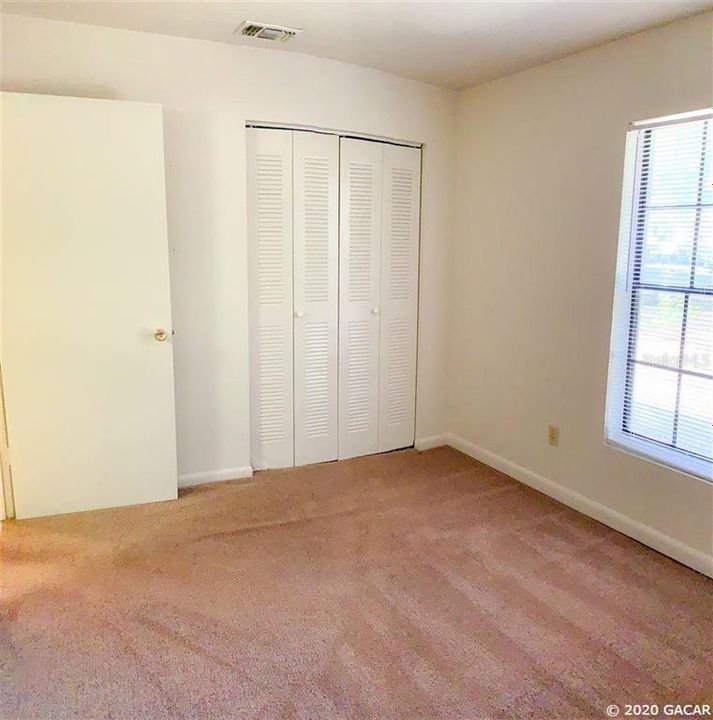 Recently Rented: $600 (2 beds, 1 baths, 837 Square Feet)