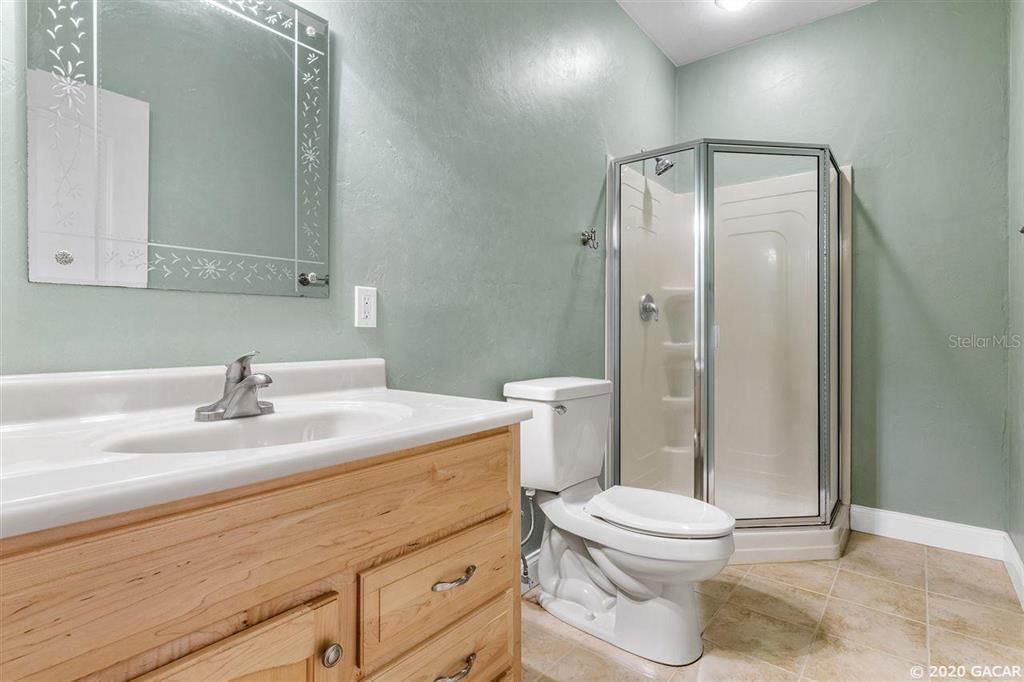 最近售出: $585,000 (5 贝兹, 3 浴室, 4212 平方英尺)