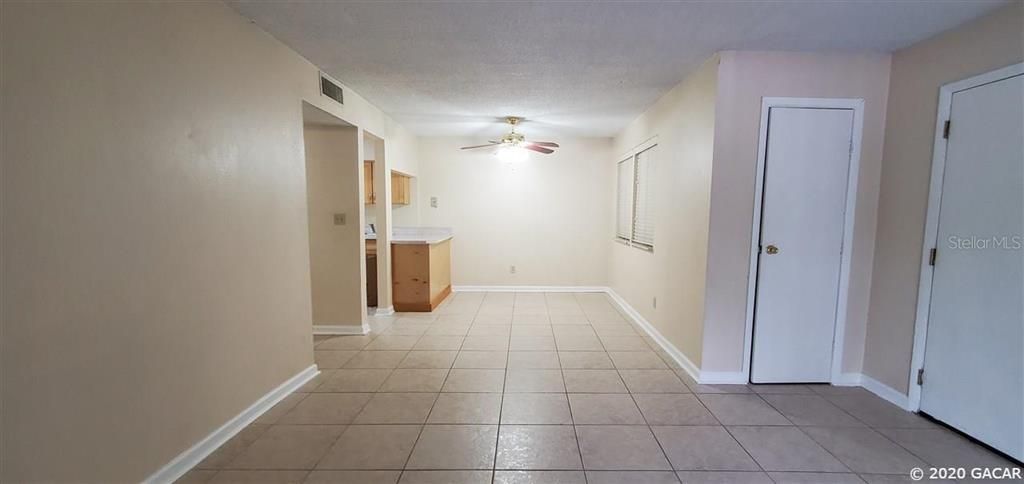 Recently Sold: $62,500 (1 beds, 1 baths, 702 Square Feet)