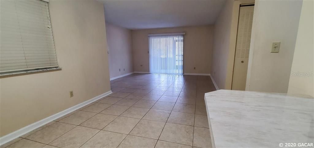 Recently Sold: $62,500 (1 beds, 1 baths, 702 Square Feet)