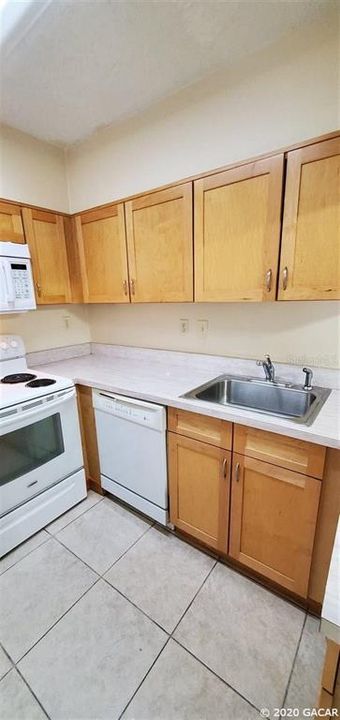 Recently Sold: $62,500 (1 beds, 1 baths, 702 Square Feet)