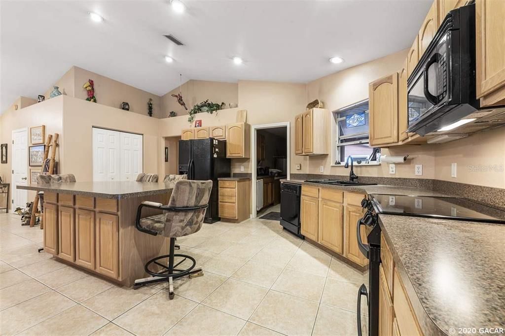 Recently Sold: $349,000 (3 beds, 2 baths, 2949 Square Feet)