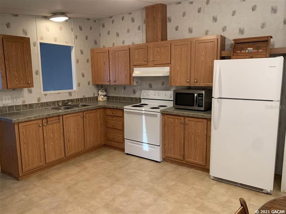 Recently Sold: $59,900 (3 beds, 2 baths, 1215 Square Feet)