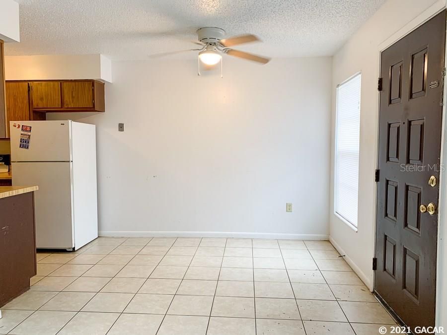 Recently Rented: $675 (2 beds, 1 baths, 800 Square Feet)