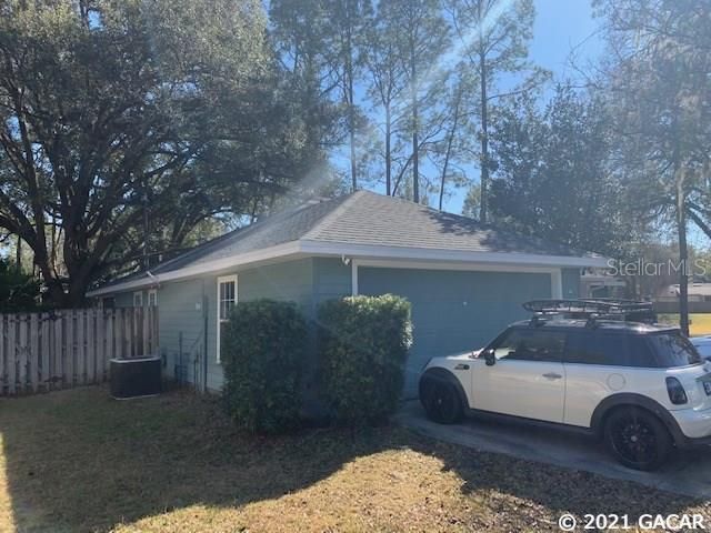 Recently Sold: $225,000 (3 beds, 2 baths, 1558 Square Feet)