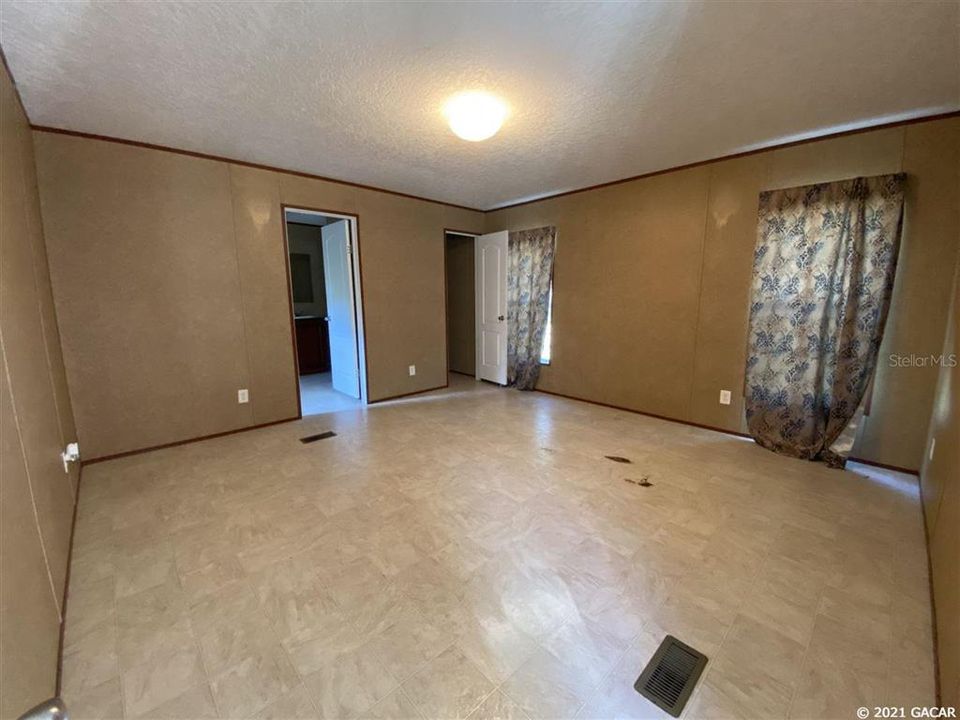 Recently Sold: $87,500 (2 beds, 2 baths, 1080 Square Feet)
