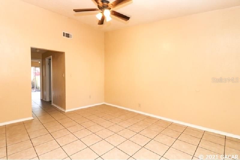 Recently Sold: $69,900 (2 beds, 1 baths, 790 Square Feet)