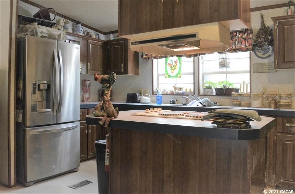 Vendido Recientemente: $95,900 (3 camas, 2 baños, 1782 Pies cuadrados)