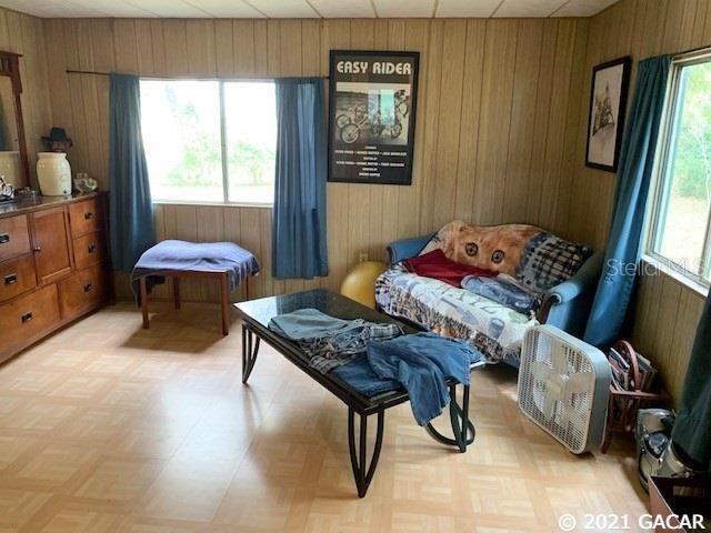 Recently Sold: $90,000 (3 beds, 2 baths, 1435 Square Feet)