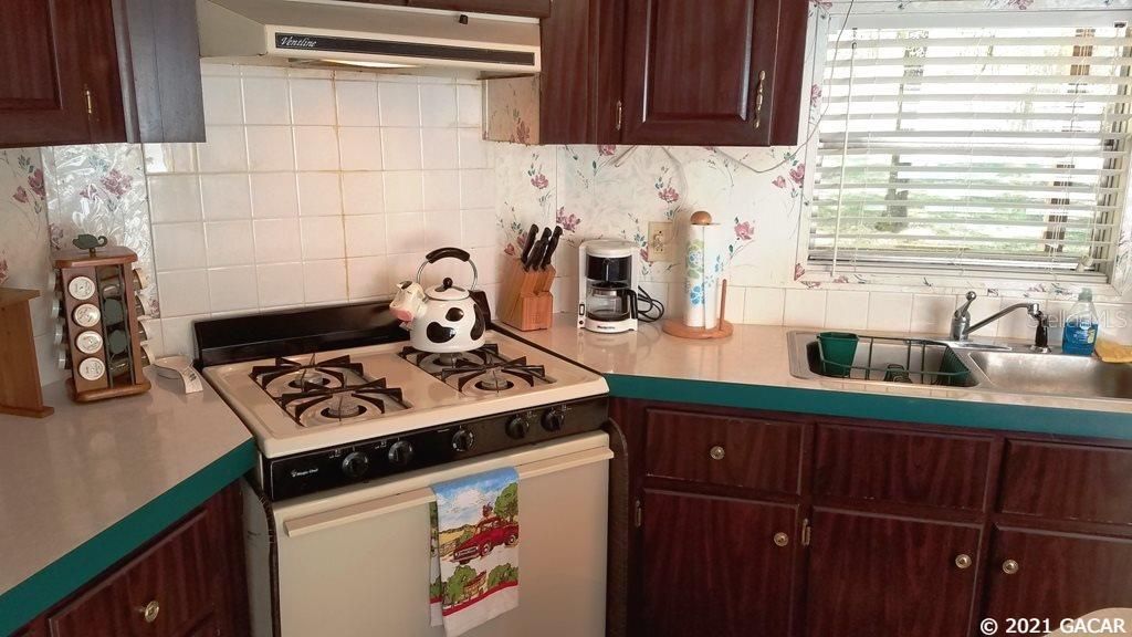 Vendido Recientemente: $129,000 (2 camas, 2 baños, 924 Pies cuadrados)