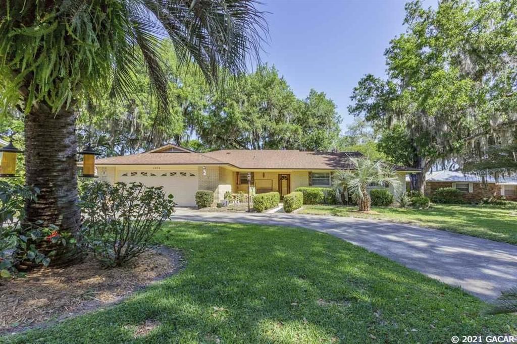 Vendido Recientemente: $349,900 (3 camas, 3 baños, 2722 Pies cuadrados)