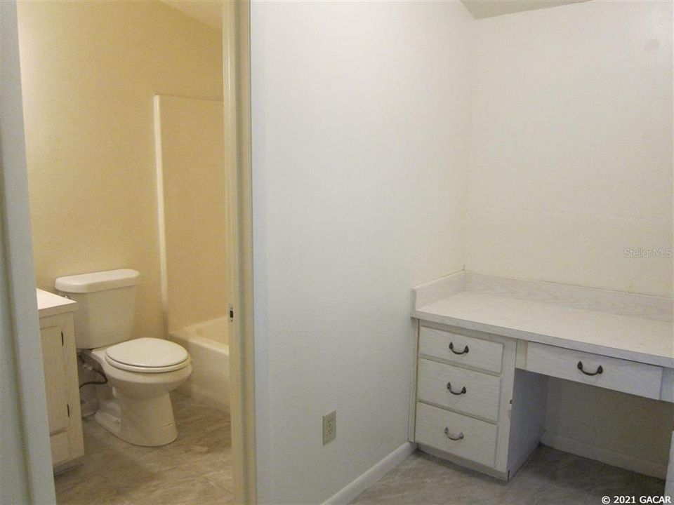 Недавно арендовано: $1,050 (3 спален, 2 ванн, 880 Квадратных фут)