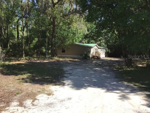 Recently Sold: $94,700 (3 beds, 2 baths, 1404 Square Feet)