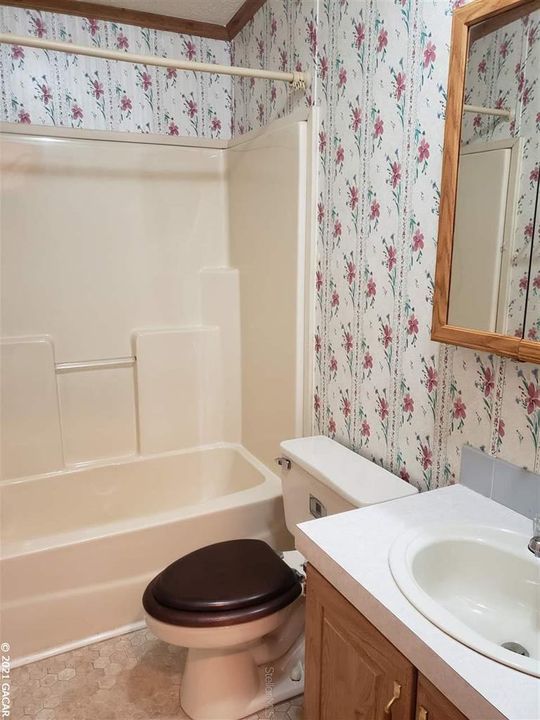 最近售出: $149,000 (3 贝兹, 2 浴室, 1512 平方英尺)