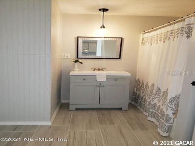 Recently Sold: $187,500 (3 beds, 2 baths, 1080 Square Feet)