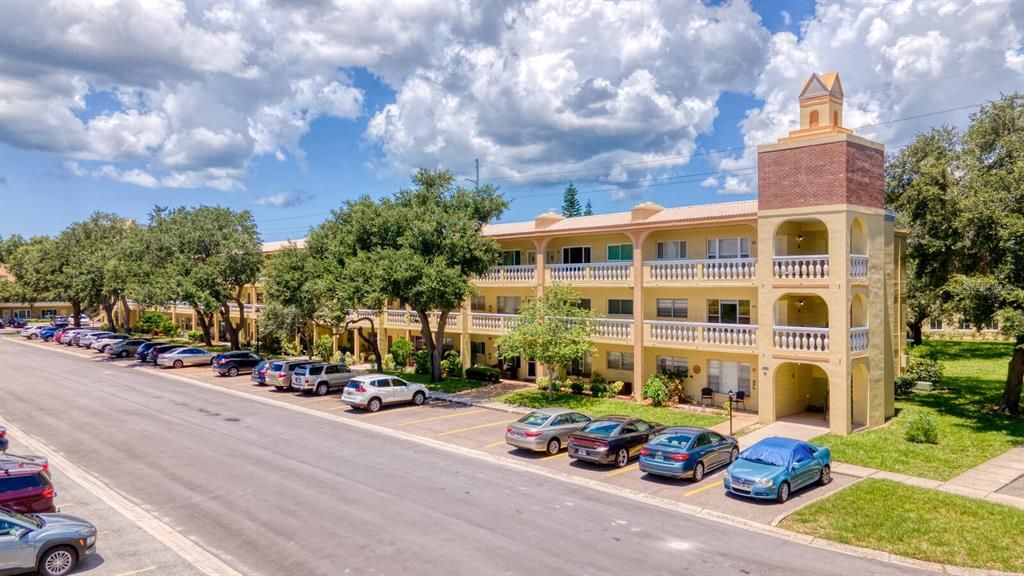 Recently Sold: $151,900 (2 beds, 2 baths, 1100 Square Feet)