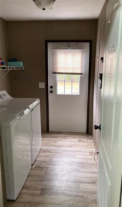 Vendido Recientemente: $175,900 (3 camas, 2 baños, 1284 Pies cuadrados)