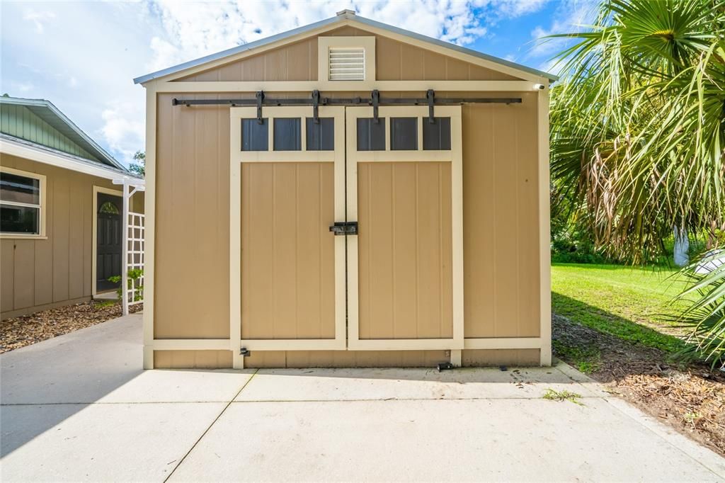 Recently Sold: $399,900 (3 beds, 3 baths, 2259 Square Feet)