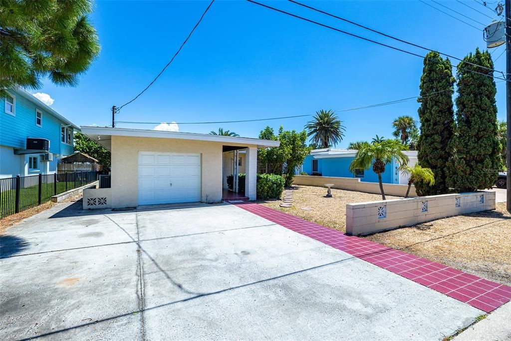 Recently Sold: $999,900 (2 beds, 2 baths, 1415 Square Feet)