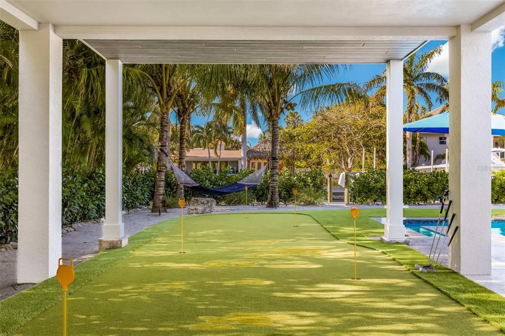 Recently Sold: $3,600,000 (4 beds, 4 baths, 3125 Square Feet)
