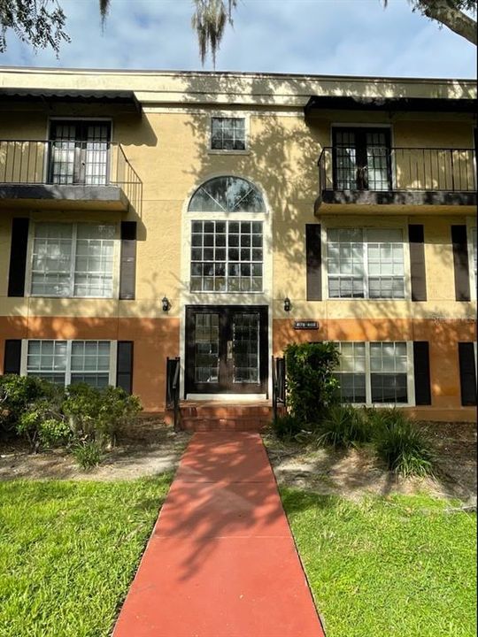 Recently Sold: $105,700 (2 beds, 2 baths, 1165 Square Feet)