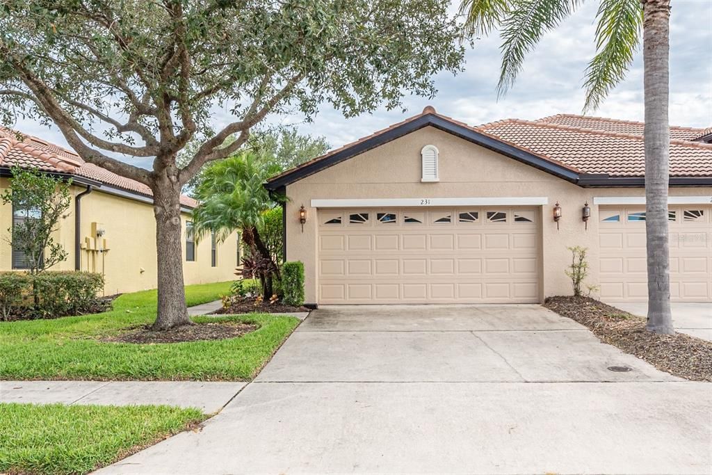 Recently Sold: $255,000 (2 beds, 2 baths, 1393 Square Feet)