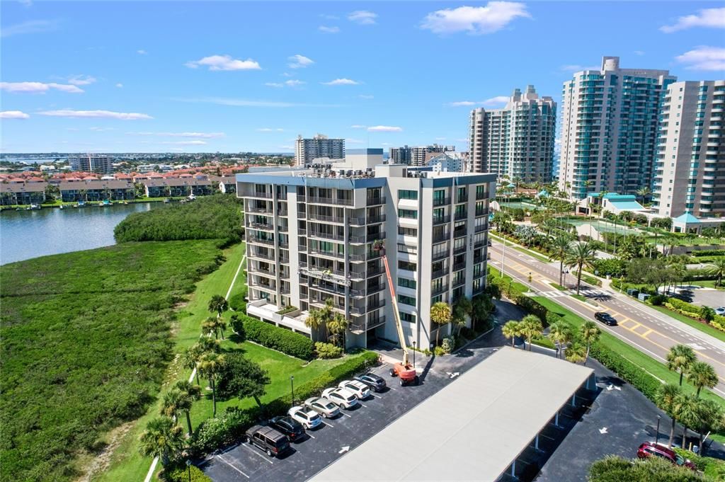 Recently Sold: $1,075,000 (2 beds, 2 baths, 2172 Square Feet)