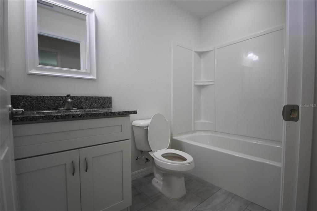 最近租的: $1,515 (3 贝兹, 2 浴室, 1231 平方英尺)