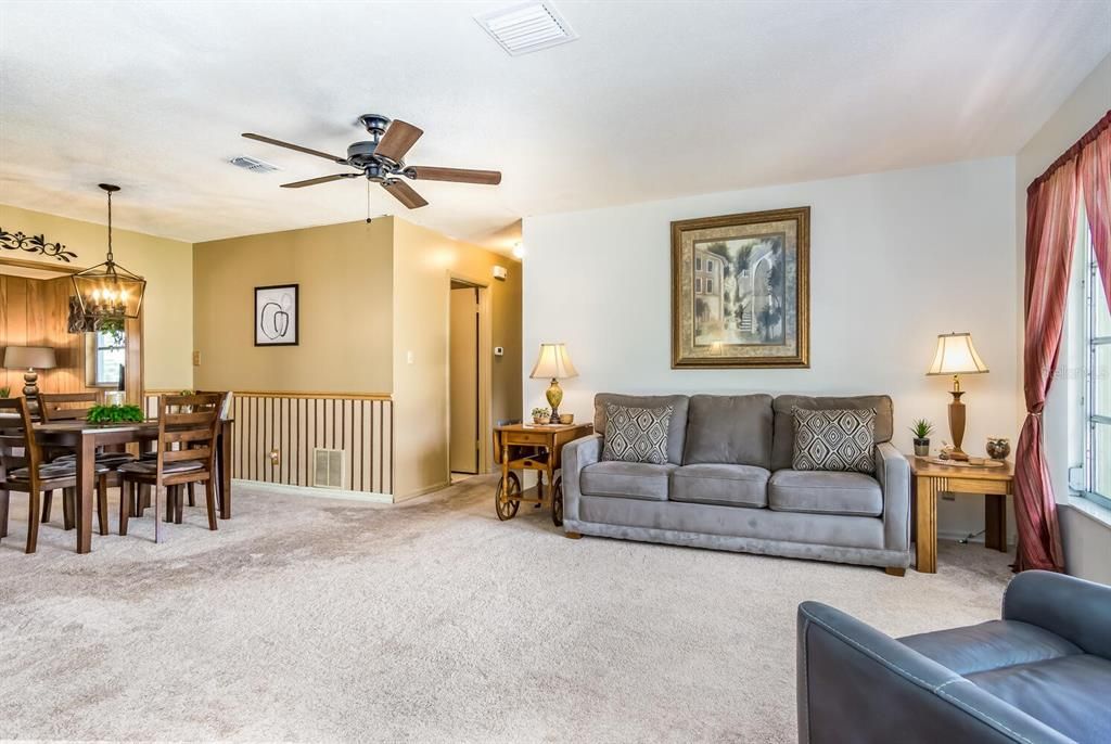 Recently Sold: $275,000 (2 beds, 1 baths, 1181 Square Feet)