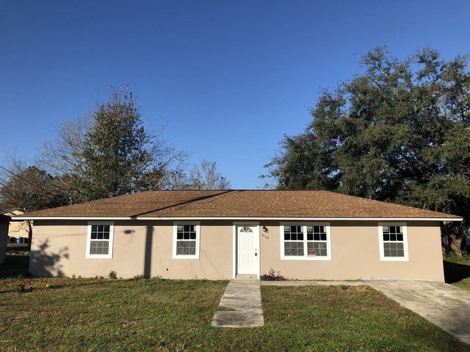 Recently Sold: $169,900 (3 beds, 1 baths, 1386 Square Feet)