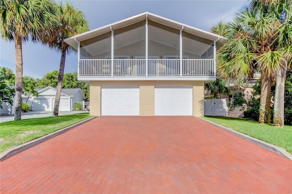 Recently Sold: $950,000 (1 beds, 2 baths, 1560 Square Feet)