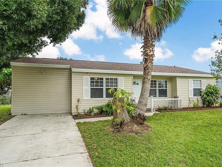 Recently Sold: $175,000 (4 beds, 2 baths, 1276 Square Feet)