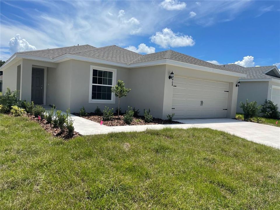 Recently Rented: $1,890 (3 beds, 2 baths, 1301 Square Feet)