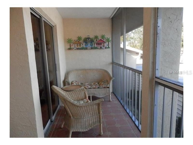 Recently Rented: $1,800 (2 beds, 2 baths, 1160 Square Feet)