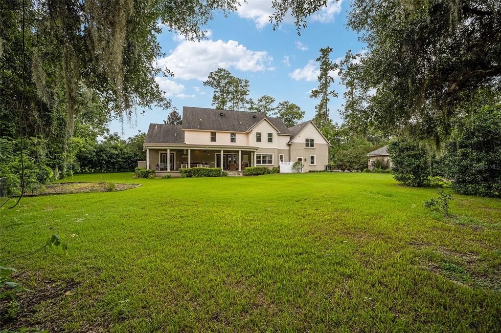 Recently Sold: $1,086,000 (5 beds, 5 baths, 5220 Square Feet)