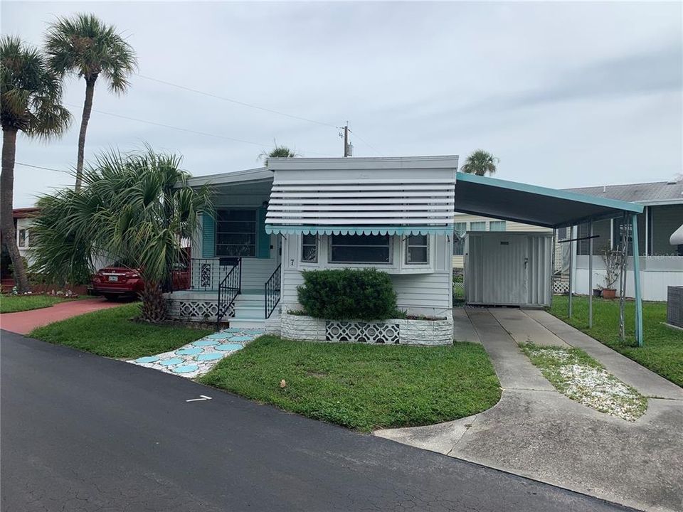 Recently Sold: $80,000 (1 beds, 1 baths, 570 Square Feet)