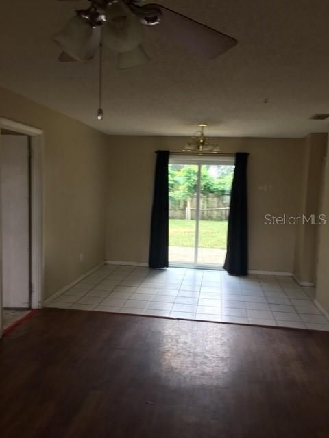 Recently Sold: $124,000 (2 beds, 2 baths, 972 Square Feet)