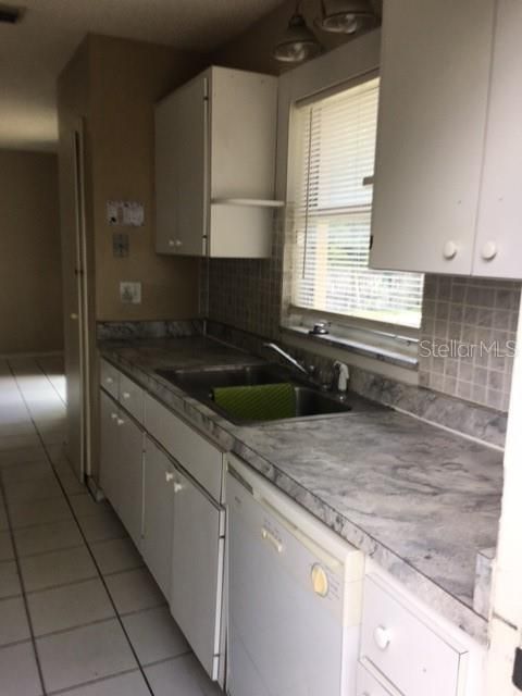 Recently Sold: $124,000 (2 beds, 2 baths, 972 Square Feet)