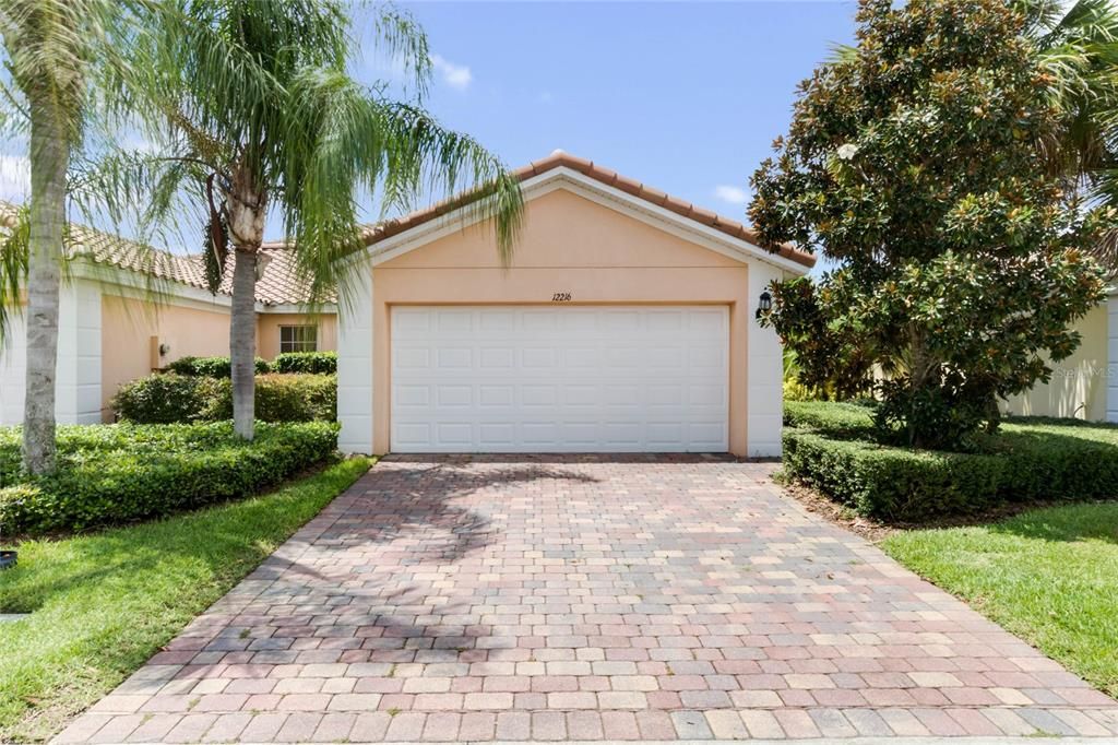 Vendido Recientemente: $369,000 (3 camas, 2 baños, 1554 Pies cuadrados)