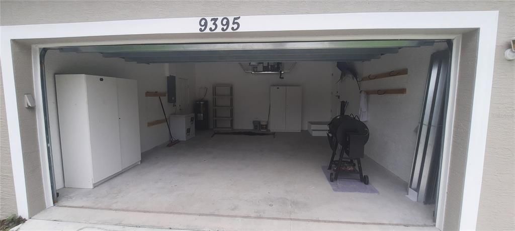 2 car garage with door opener