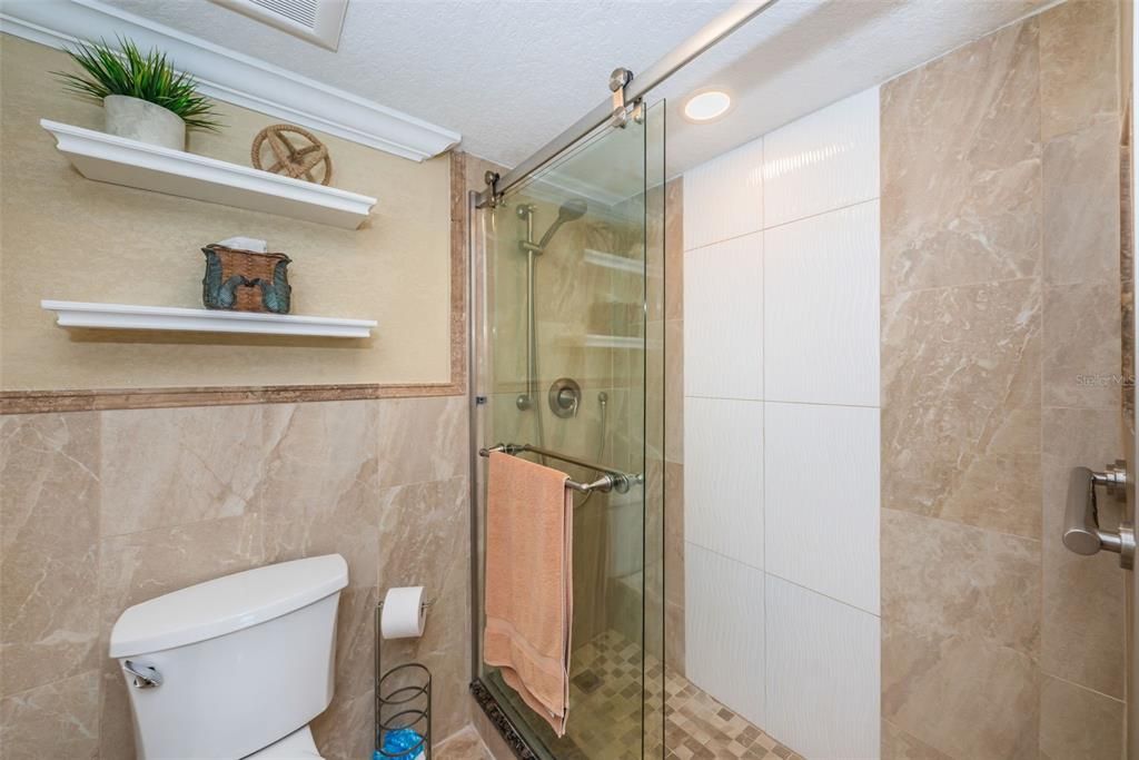 最近售出: $879,000 (3 贝兹, 2 浴室, 1395 平方英尺)