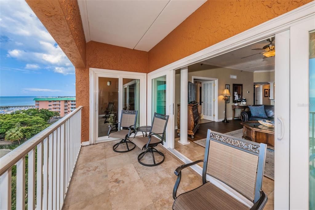 Recently Sold: $879,000 (3 beds, 2 baths, 1395 Square Feet)