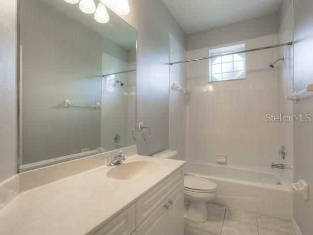 最近租的: $2,980 (3 贝兹, 2 浴室, 2204 平方英尺)